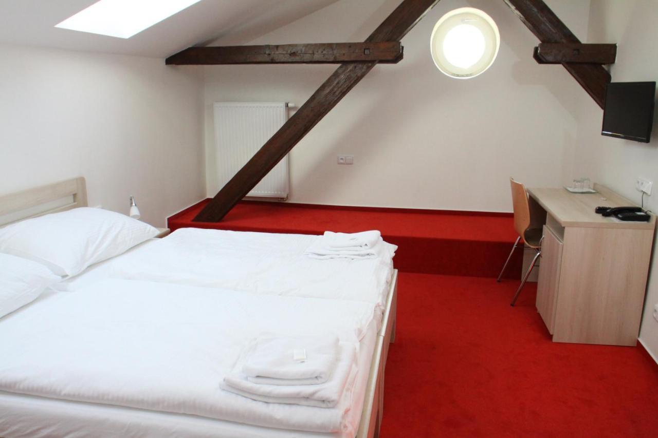 U Sv. Kryštofa Gasthof 3*